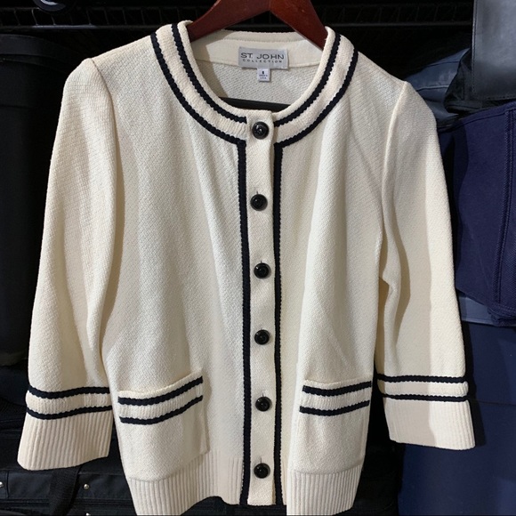 St. John Collection Jacket - Picture 2 of 3